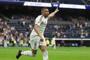 姆巴佩89场81球惊艳开局，为何仍难超越C罗的皇马神话？